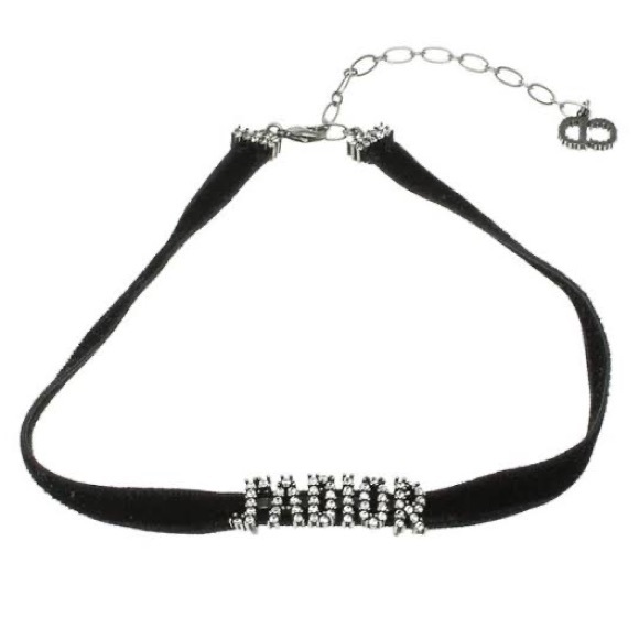 Dior: JADIOR Choker Rhinestone Logo Velvet Necklace - Picture 5 of 12